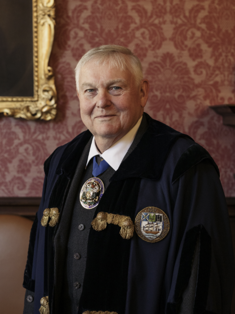 Grant Macrae OBE